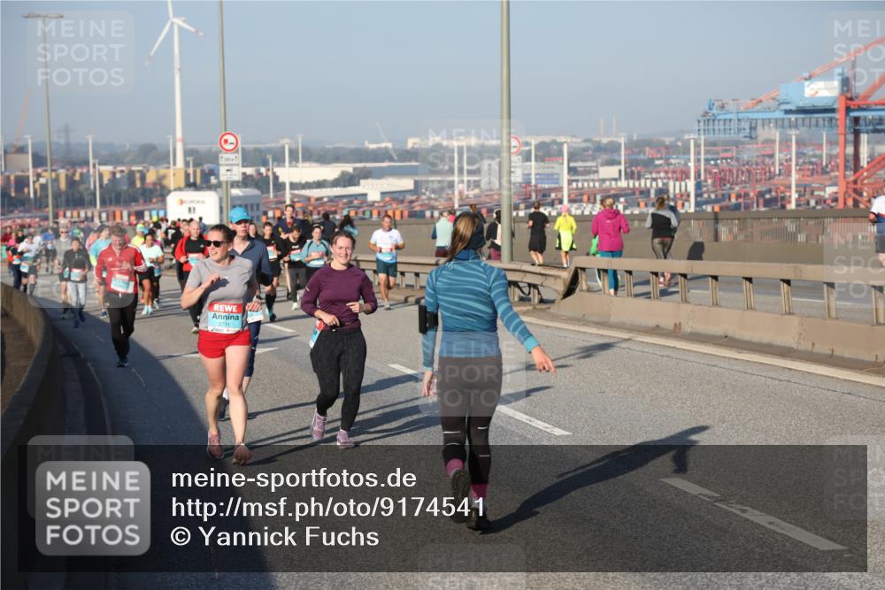 03.10.2025 - Köhlbrandbrückenlauf Yannick Fuchs http://msf.ph/oto/9174541 03.10.2025 08:43:15 Position 2 2731 meine-sportfotos.de