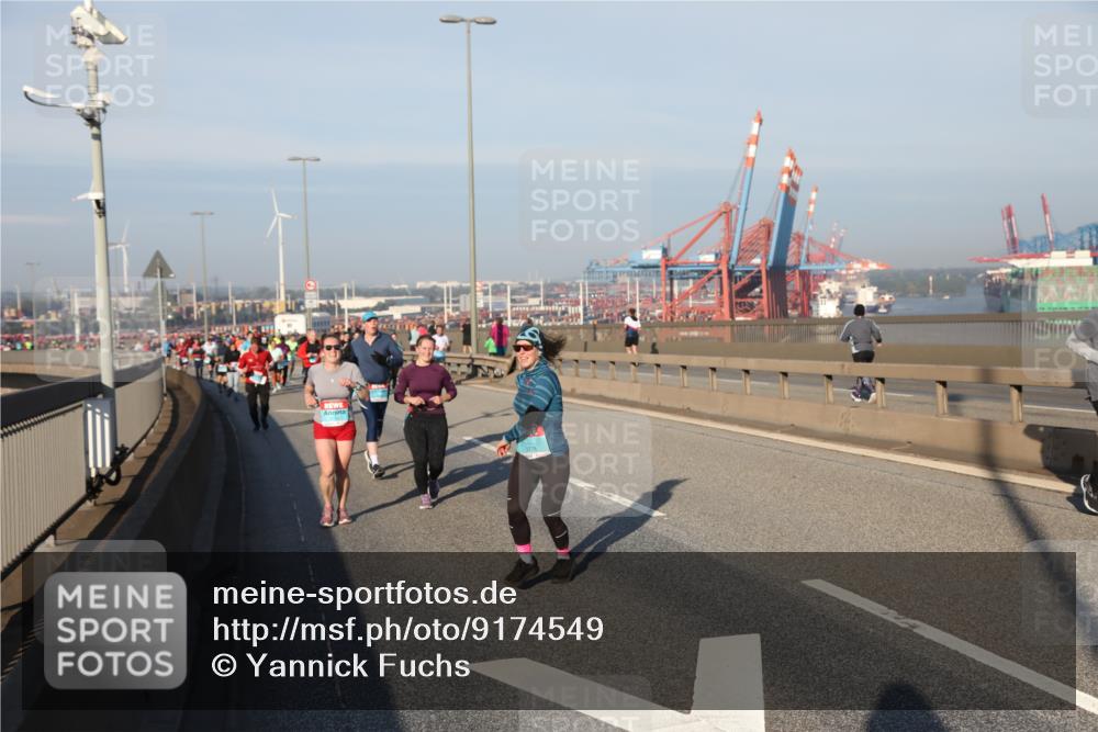 03.10.2025 - Köhlbrandbrückenlauf Yannick Fuchs http://msf.ph/oto/9174549 03.10.2025 08:43:16 Position 2  meine-sportfotos.de