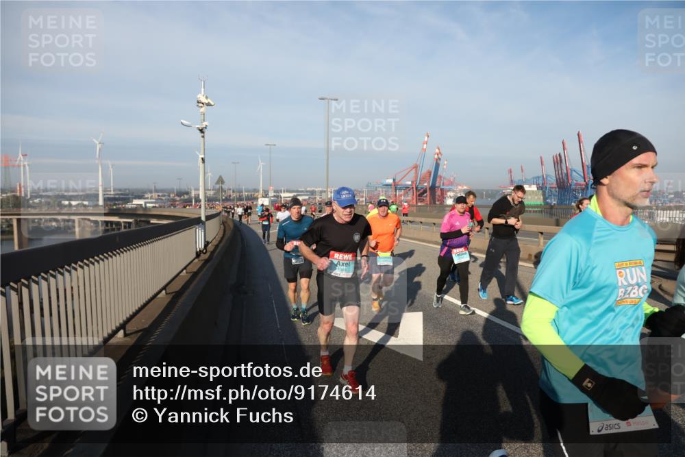 03.10.2025 - Köhlbrandbrückenlauf Yannick Fuchs http://msf.ph/oto/9174614 03.10.2025 08:43:31 Position 2 1369 meine-sportfotos.de