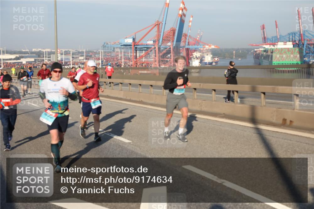 03.10.2025 - Köhlbrandbrückenlauf Yannick Fuchs http://msf.ph/oto/9174634 03.10.2025 08:43:34 Position 2  meine-sportfotos.de