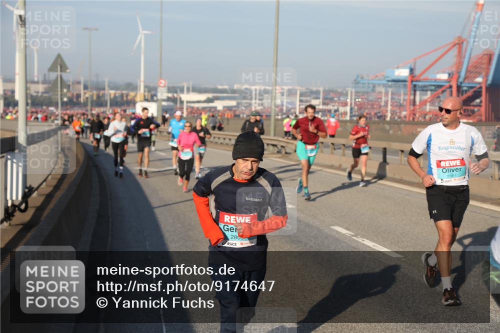 03.10.2025 - Köhlbrandbrückenlauf Yannick Fuchs http://msf.ph/oto/9174647 03.10.2025 08:43:36 Position 2 280, 1567 meine-sportfotos.de