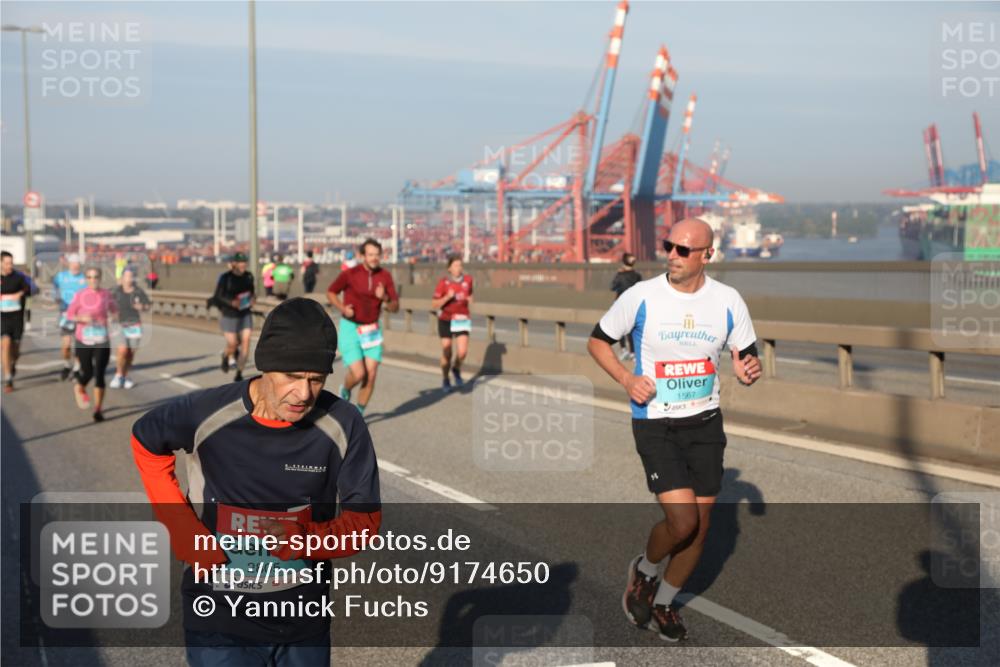 03.10.2025 - Köhlbrandbrückenlauf Yannick Fuchs http://msf.ph/oto/9174650 03.10.2025 08:43:37 Position 2 2805, 11, 1567 meine-sportfotos.de