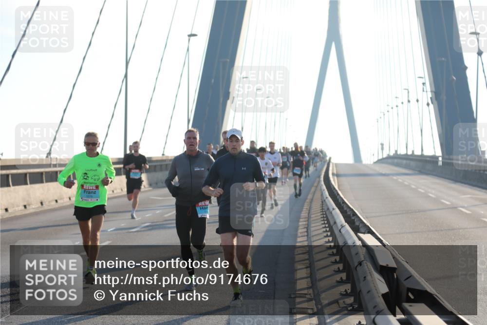 03.10.2025 - Köhlbrandbrückenlauf Yannick Fuchs http://msf.ph/oto/9174676 03.10.2025 08:22:55 Position 1  meine-sportfotos.de