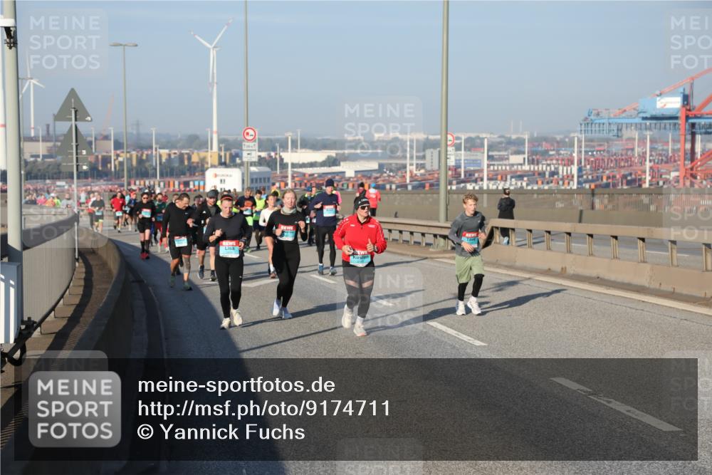 03.10.2025 - Köhlbrandbrückenlauf Yannick Fuchs http://msf.ph/oto/9174711 03.10.2025 08:43:45 Position 2  meine-sportfotos.de
