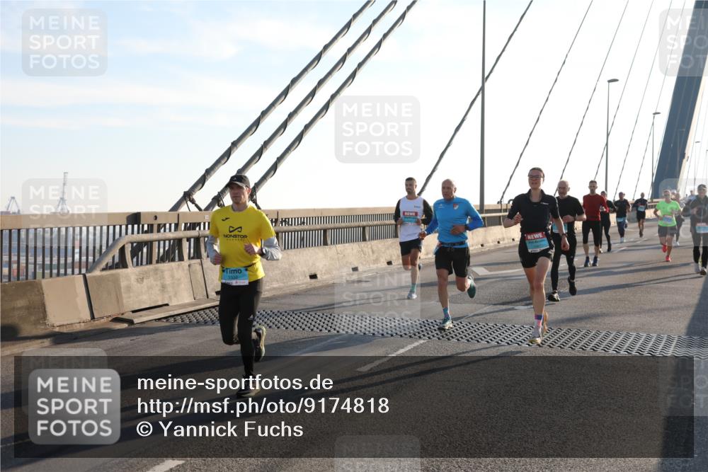 03.10.2025 - Köhlbrandbrückenlauf Yannick Fuchs http://msf.ph/oto/9174818 03.10.2025 08:23:16 Position 1 3332 meine-sportfotos.de