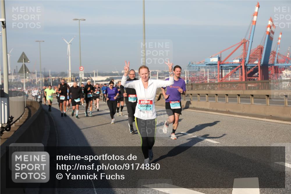03.10.2025 - Köhlbrandbrückenlauf Yannick Fuchs http://msf.ph/oto/9174850 03.10.2025 08:44:21 Position 2 1742 meine-sportfotos.de