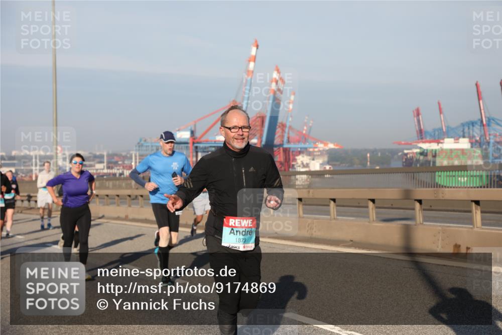 03.10.2025 - Köhlbrandbrückenlauf Yannick Fuchs http://msf.ph/oto/9174869 03.10.2025 08:44:24 Position 2 1873 meine-sportfotos.de