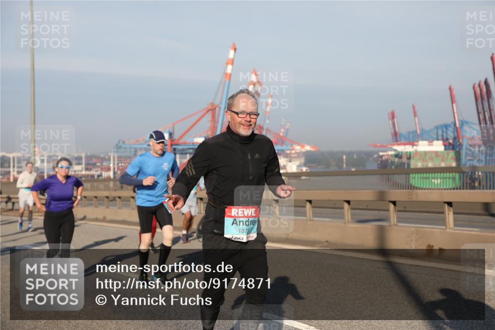 03.10.2025 - Köhlbrandbrückenlauf Yannick Fuchs http://msf.ph/oto/9174871 03.10.2025 08:44:24 Position 2 1873 meine-sportfotos.de