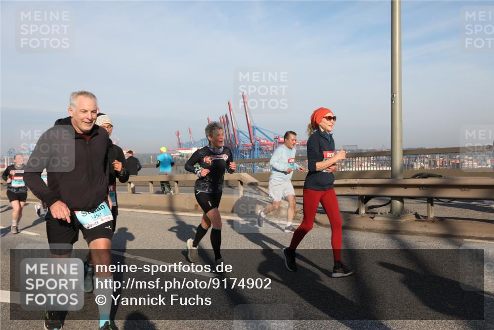 03.10.2025 - Köhlbrandbrückenlauf Yannick Fuchs http://msf.ph/oto/9174902 03.10.2025 08:44:28 Position 2 1450, 18 meine-sportfotos.de