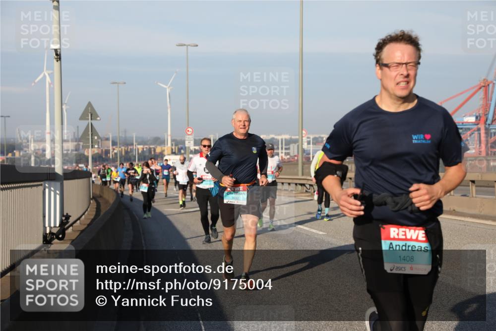 03.10.2025 - Köhlbrandbrückenlauf Yannick Fuchs http://msf.ph/oto/9175004 03.10.2025 08:44:37 Position 2 3032, 1408 meine-sportfotos.de
