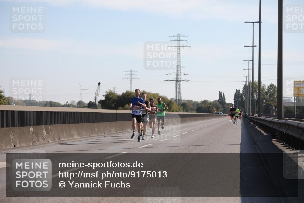 03.10.2025 - Köhlbrandbrückenlauf Yannick Fuchs http://msf.ph/oto/9175013 03.10.2025 11:10:54 Position 3  meine-sportfotos.de