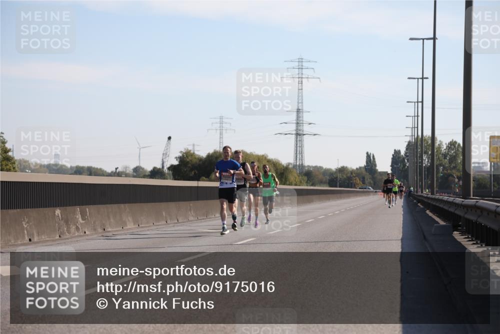 03.10.2025 - Köhlbrandbrückenlauf Yannick Fuchs http://msf.ph/oto/9175016 03.10.2025 11:10:54 Position 3  meine-sportfotos.de