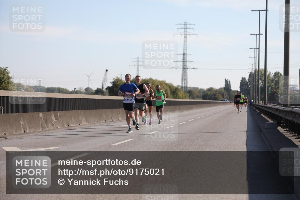 03.10.2025 - Köhlbrandbrückenlauf Yannick Fuchs http://msf.ph/oto/9175021 03.10.2025 11:10:55 Position 3  meine-sportfotos.de