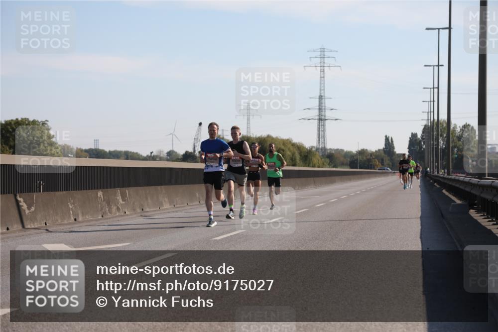 03.10.2025 - Köhlbrandbrückenlauf Yannick Fuchs http://msf.ph/oto/9175027 03.10.2025 11:10:55 Position 3  meine-sportfotos.de