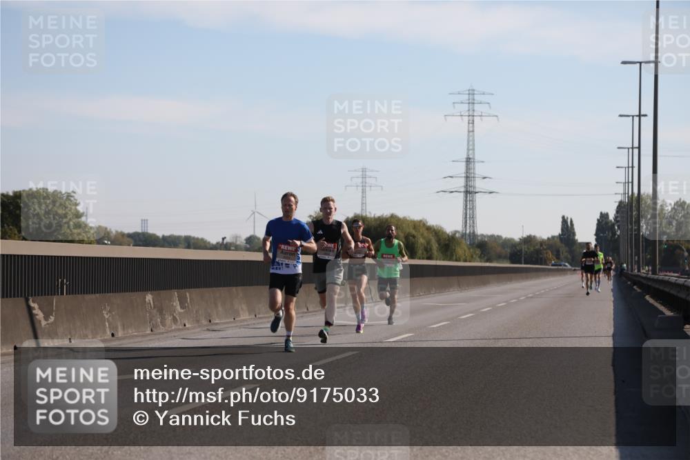 03.10.2025 - Köhlbrandbrückenlauf Yannick Fuchs http://msf.ph/oto/9175033 03.10.2025 11:10:56 Position 3 90 meine-sportfotos.de