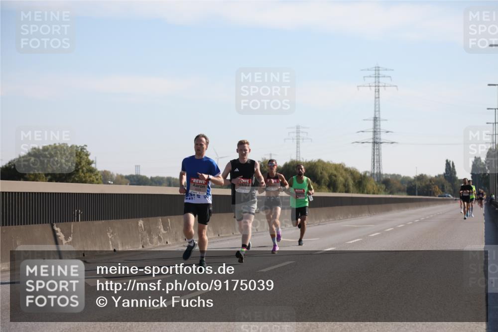 03.10.2025 - Köhlbrandbrückenlauf Yannick Fuchs http://msf.ph/oto/9175039 03.10.2025 11:10:56 Position 3  meine-sportfotos.de