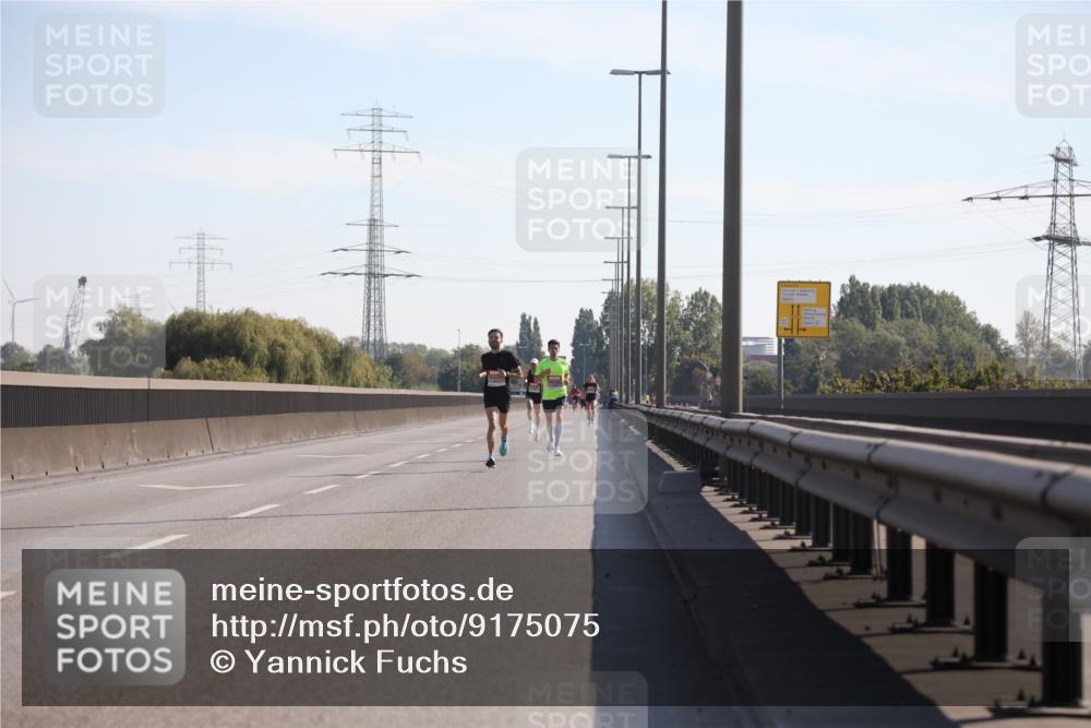 03.10.2025 - Köhlbrandbrückenlauf Yannick Fuchs http://msf.ph/oto/9175075 03.10.2025 11:11:01 Position 3  meine-sportfotos.de