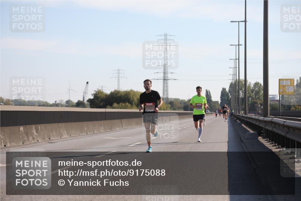 03.10.2025 - Köhlbrandbrückenlauf Yannick Fuchs http://msf.ph/oto/9175088 03.10.2025 11:11:05 Position 3  meine-sportfotos.de