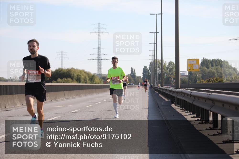 03.10.2025 - Köhlbrandbrückenlauf Yannick Fuchs http://msf.ph/oto/9175102 03.10.2025 11:11:07 Position 3 4010 meine-sportfotos.de