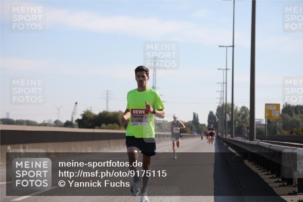03.10.2025 - Köhlbrandbrückenlauf Yannick Fuchs http://msf.ph/oto/9175115 03.10.2025 11:11:09 Position 3 6280 meine-sportfotos.de