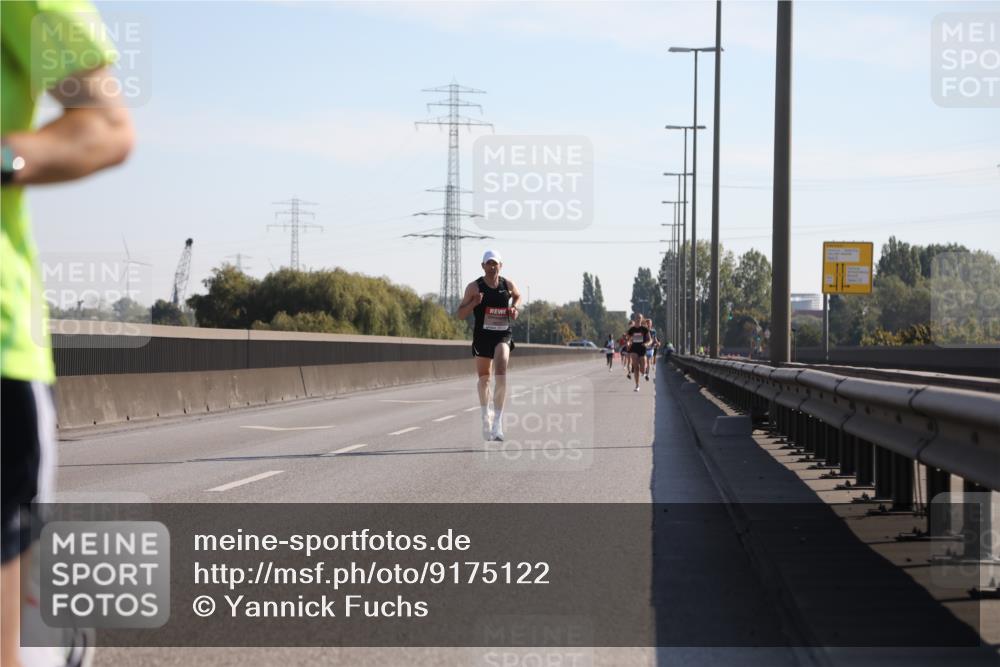 03.10.2025 - Köhlbrandbrückenlauf Yannick Fuchs http://msf.ph/oto/9175122 03.10.2025 11:11:10 Position 3  meine-sportfotos.de