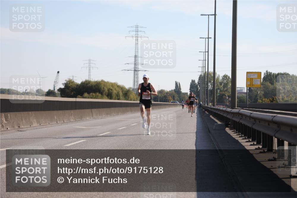 03.10.2025 - Köhlbrandbrückenlauf Yannick Fuchs http://msf.ph/oto/9175128 03.10.2025 11:11:11 Position 3  meine-sportfotos.de