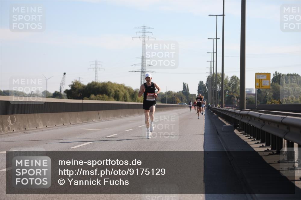 03.10.2025 - Köhlbrandbrückenlauf Yannick Fuchs http://msf.ph/oto/9175129 03.10.2025 11:11:11 Position 3  meine-sportfotos.de