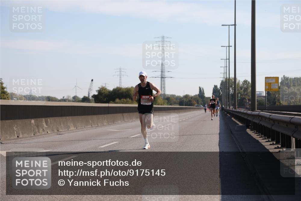 03.10.2025 - Köhlbrandbrückenlauf Yannick Fuchs http://msf.ph/oto/9175145 03.10.2025 11:11:12 Position 3  meine-sportfotos.de