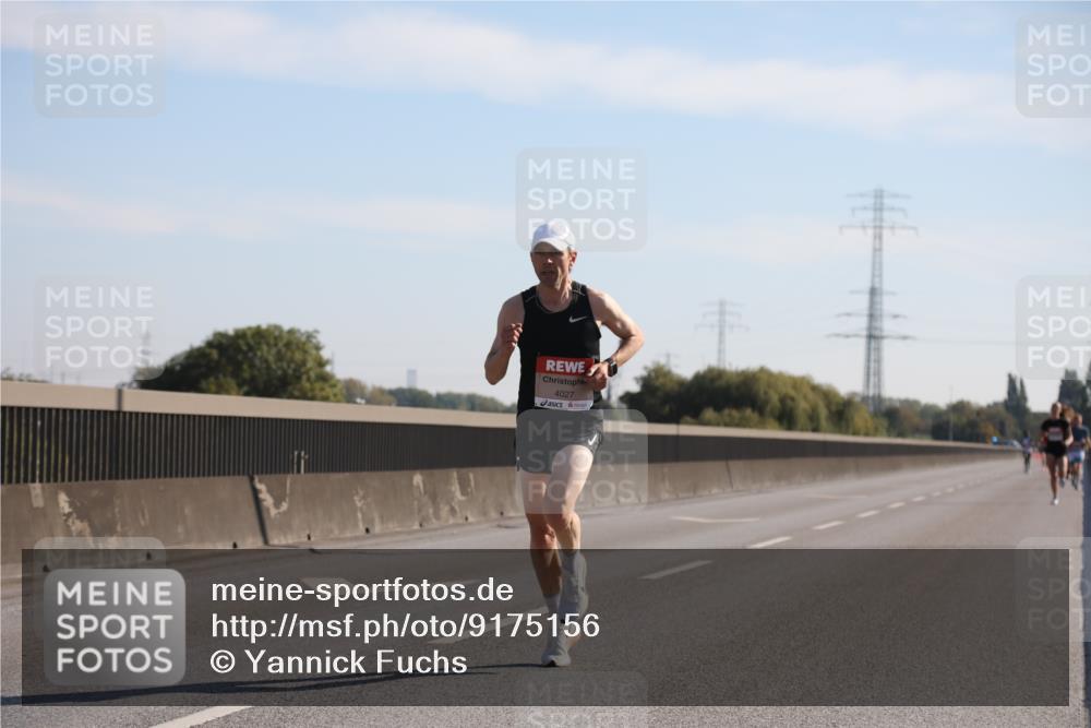 03.10.2025 - Köhlbrandbrückenlauf Yannick Fuchs http://msf.ph/oto/9175156 03.10.2025 11:11:14 Position 3 4027 meine-sportfotos.de