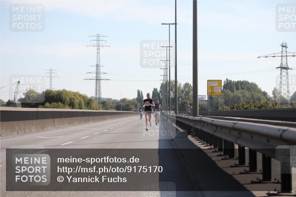 03.10.2025 - Köhlbrandbrückenlauf Yannick Fuchs http://msf.ph/oto/9175170 03.10.2025 11:11:16 Position 3  meine-sportfotos.de