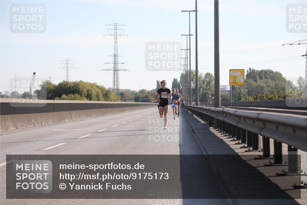 03.10.2025 - Köhlbrandbrückenlauf Yannick Fuchs http://msf.ph/oto/9175173 03.10.2025 11:11:17 Position 3  meine-sportfotos.de