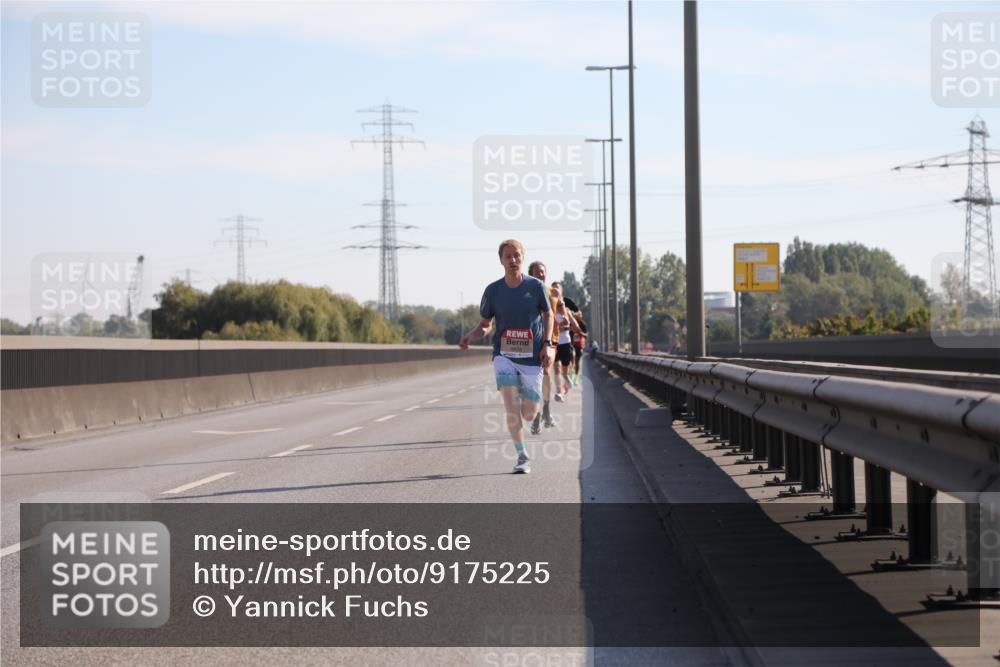 03.10.2025 - Köhlbrandbrückenlauf Yannick Fuchs http://msf.ph/oto/9175225 03.10.2025 11:11:24 Position 3  meine-sportfotos.de