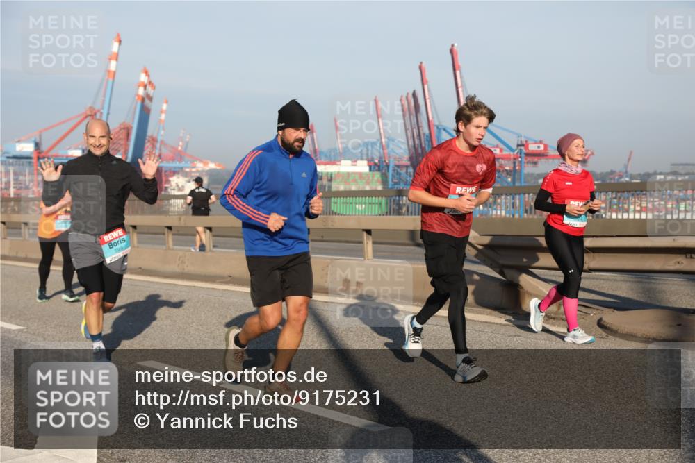03.10.2025 - Köhlbrandbrückenlauf Yannick Fuchs http://msf.ph/oto/9175231 03.10.2025 08:44:53 Position 2 3369 meine-sportfotos.de