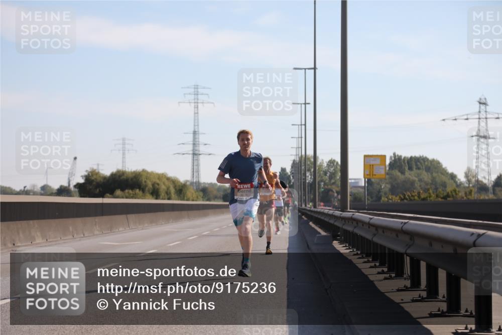 03.10.2025 - Köhlbrandbrückenlauf Yannick Fuchs http://msf.ph/oto/9175236 03.10.2025 11:11:25 Position 3  meine-sportfotos.de