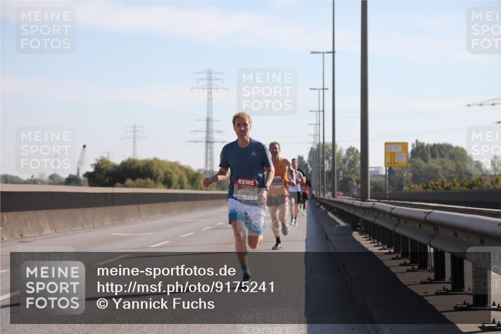 03.10.2025 - Köhlbrandbrückenlauf Yannick Fuchs http://msf.ph/oto/9175241 03.10.2025 11:11:26 Position 3 6638 meine-sportfotos.de