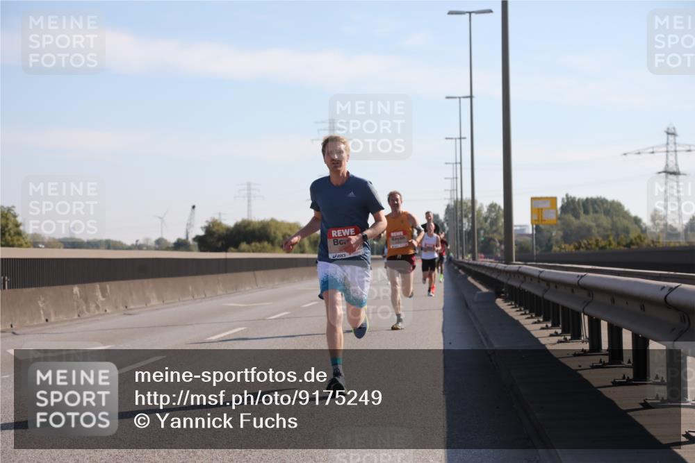 03.10.2025 - Köhlbrandbrückenlauf Yannick Fuchs http://msf.ph/oto/9175249 03.10.2025 11:11:26 Position 3  meine-sportfotos.de