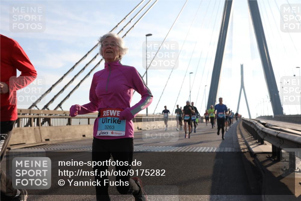 03.10.2025 - Köhlbrandbrückenlauf Yannick Fuchs http://msf.ph/oto/9175282 03.10.2025 08:24:07 Position 1 3263 meine-sportfotos.de