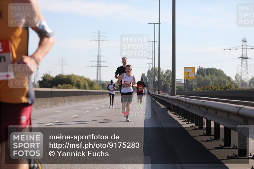 03.10.2025 - Köhlbrandbrückenlauf Yannick Fuchs http://msf.ph/oto/9175283 03.10.2025 11:11:30 Position 3  meine-sportfotos.de