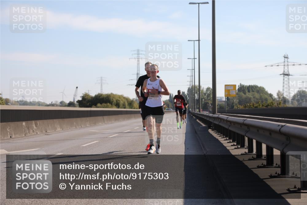 03.10.2025 - Köhlbrandbrückenlauf Yannick Fuchs http://msf.ph/oto/9175303 03.10.2025 11:11:32 Position 3 6087 meine-sportfotos.de