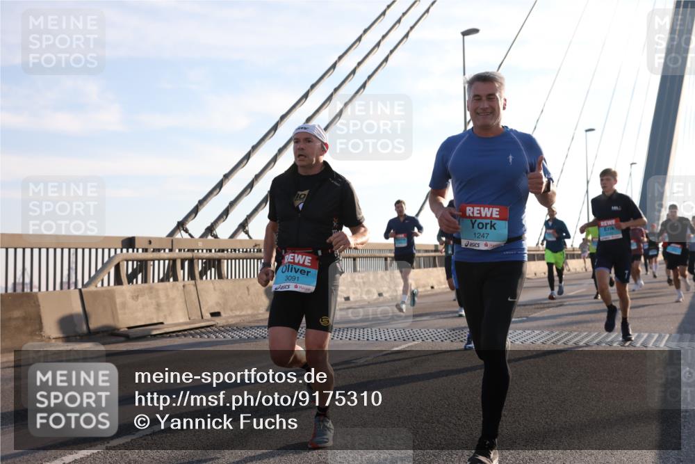 03.10.2025 - Köhlbrandbrückenlauf Yannick Fuchs http://msf.ph/oto/9175310 03.10.2025 08:24:09 Position 1 3091, 1247 meine-sportfotos.de