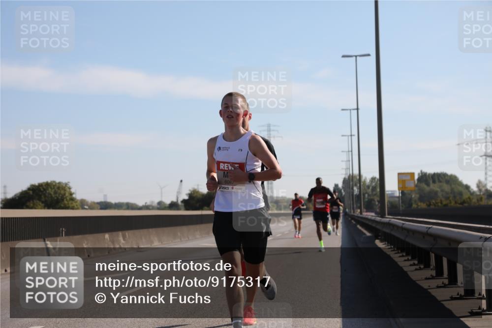 03.10.2025 - Köhlbrandbrückenlauf Yannick Fuchs http://msf.ph/oto/9175317 03.10.2025 11:11:33 Position 3 6087 meine-sportfotos.de