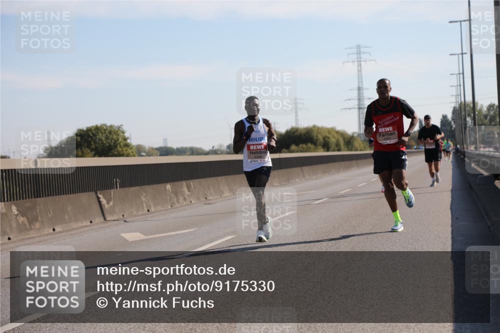 03.10.2025 - Köhlbrandbrückenlauf Yannick Fuchs http://msf.ph/oto/9175330 03.10.2025 11:11:35 Position 3 6359, 6483 meine-sportfotos.de