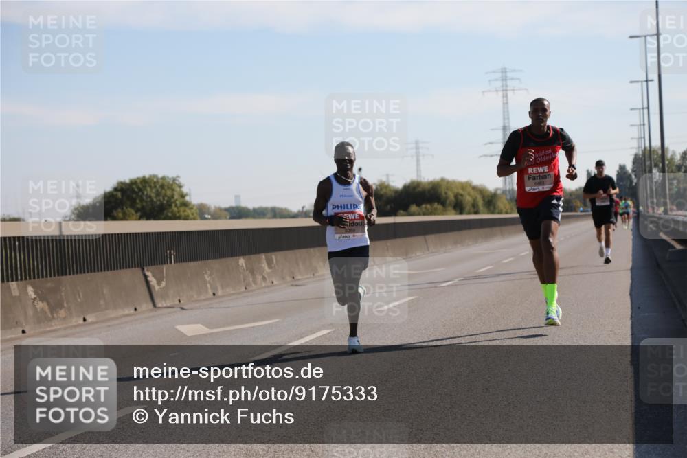 03.10.2025 - Köhlbrandbrückenlauf Yannick Fuchs http://msf.ph/oto/9175333 03.10.2025 11:11:36 Position 3 6359, 6483 meine-sportfotos.de
