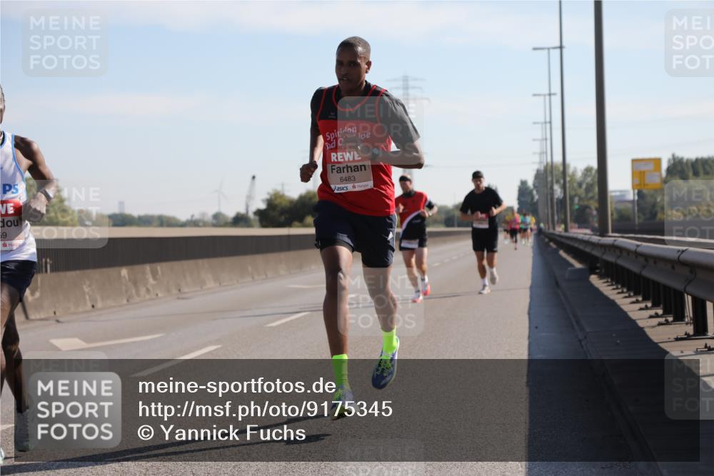 03.10.2025 - Köhlbrandbrückenlauf Yannick Fuchs http://msf.ph/oto/9175345 03.10.2025 11:11:37 Position 3 59, 6483 meine-sportfotos.de