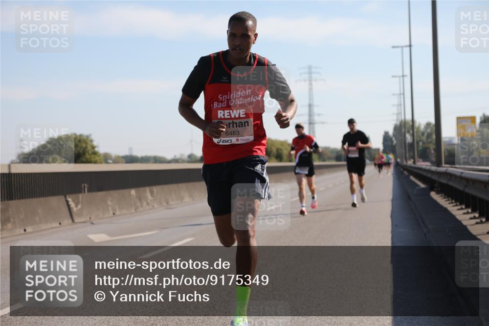 03.10.2025 - Köhlbrandbrückenlauf Yannick Fuchs http://msf.ph/oto/9175349 03.10.2025 11:11:37 Position 3 6483 meine-sportfotos.de