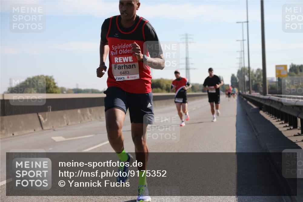 03.10.2025 - Köhlbrandbrückenlauf Yannick Fuchs http://msf.ph/oto/9175352 03.10.2025 11:11:37 Position 3 6483 meine-sportfotos.de