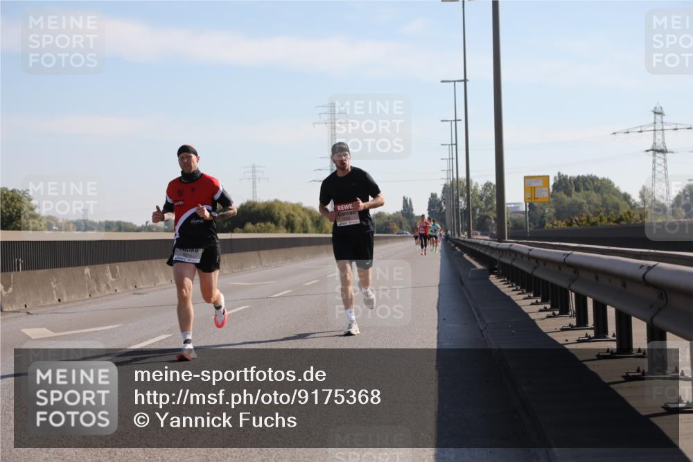 03.10.2025 - Köhlbrandbrückenlauf Yannick Fuchs http://msf.ph/oto/9175368 03.10.2025 11:11:39 Position 3  meine-sportfotos.de