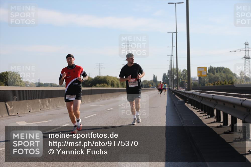 03.10.2025 - Köhlbrandbrückenlauf Yannick Fuchs http://msf.ph/oto/9175370 03.10.2025 11:11:39 Position 3 6514 meine-sportfotos.de