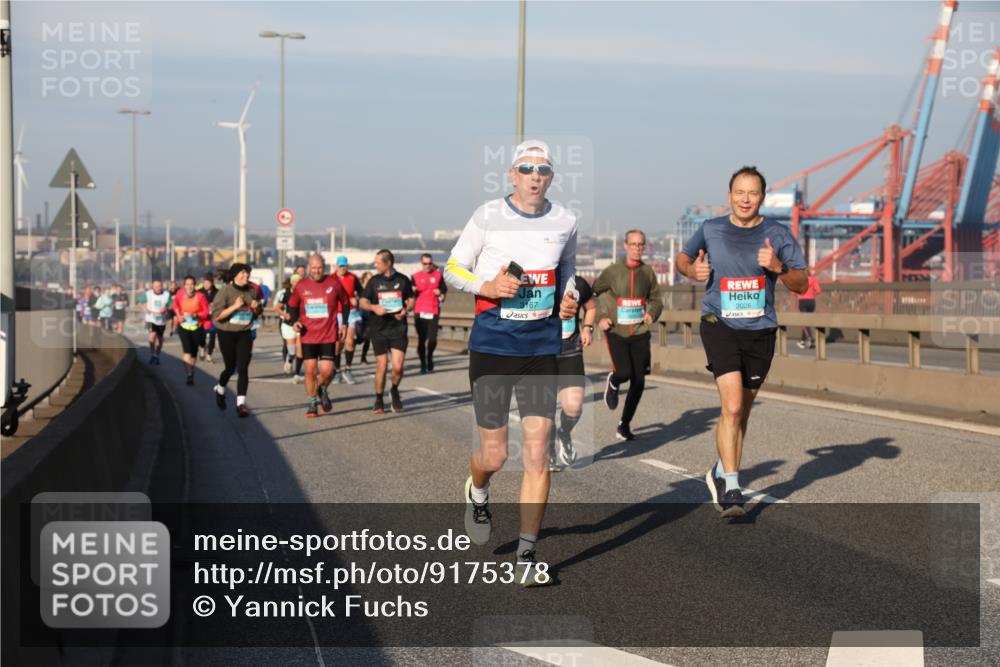 03.10.2025 - Köhlbrandbrückenlauf Yannick Fuchs http://msf.ph/oto/9175378 03.10.2025 08:45:07 Position 2 3167, 2026 meine-sportfotos.de