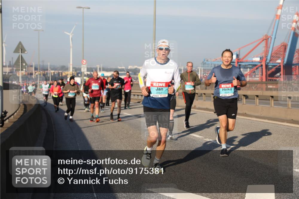03.10.2025 - Köhlbrandbrückenlauf Yannick Fuchs http://msf.ph/oto/9175381 03.10.2025 08:45:07 Position 2 3167, 2026 meine-sportfotos.de